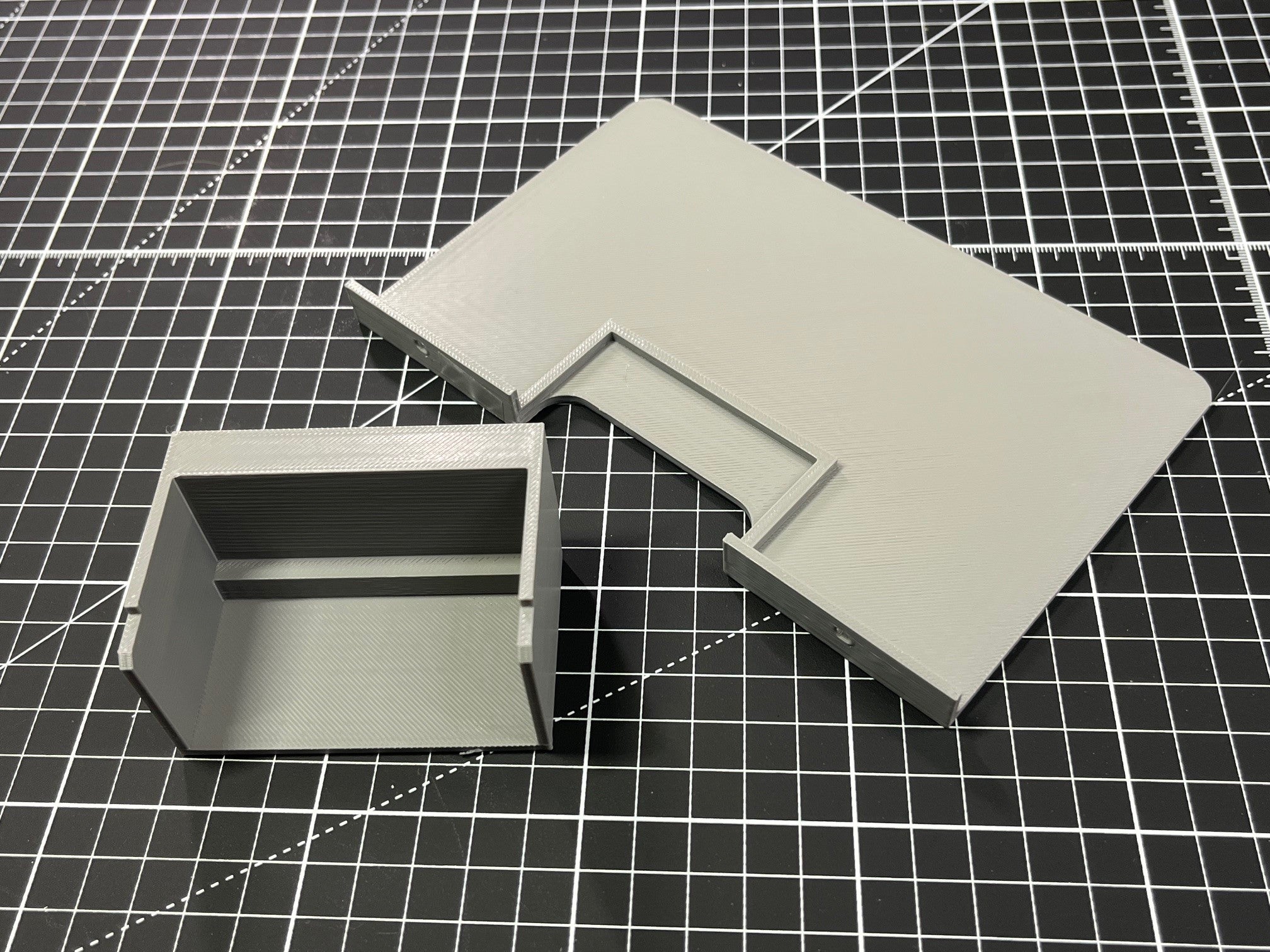Globe Liner Bulkhead & Console/Engine Cover