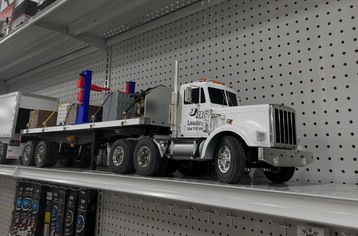 Showcasing Custom Semi by Ron