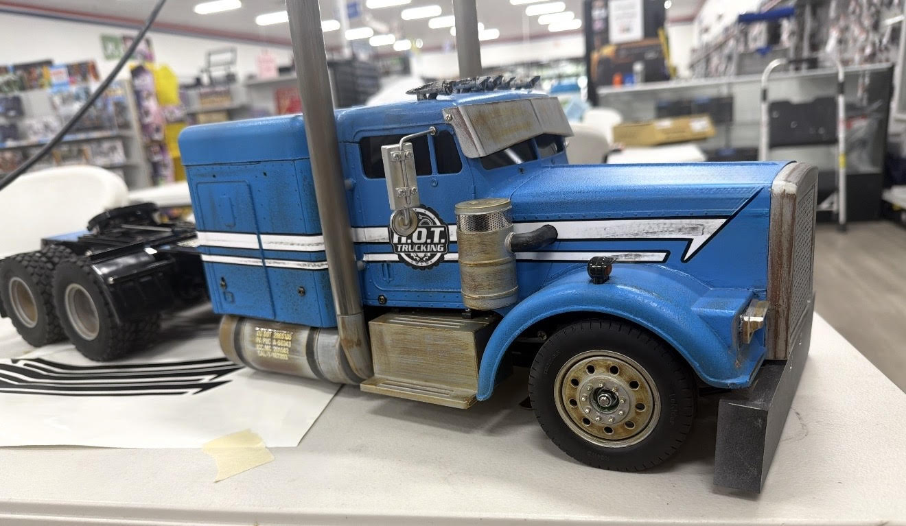 Low Profile Front Bumper Bracket/Semi Truck